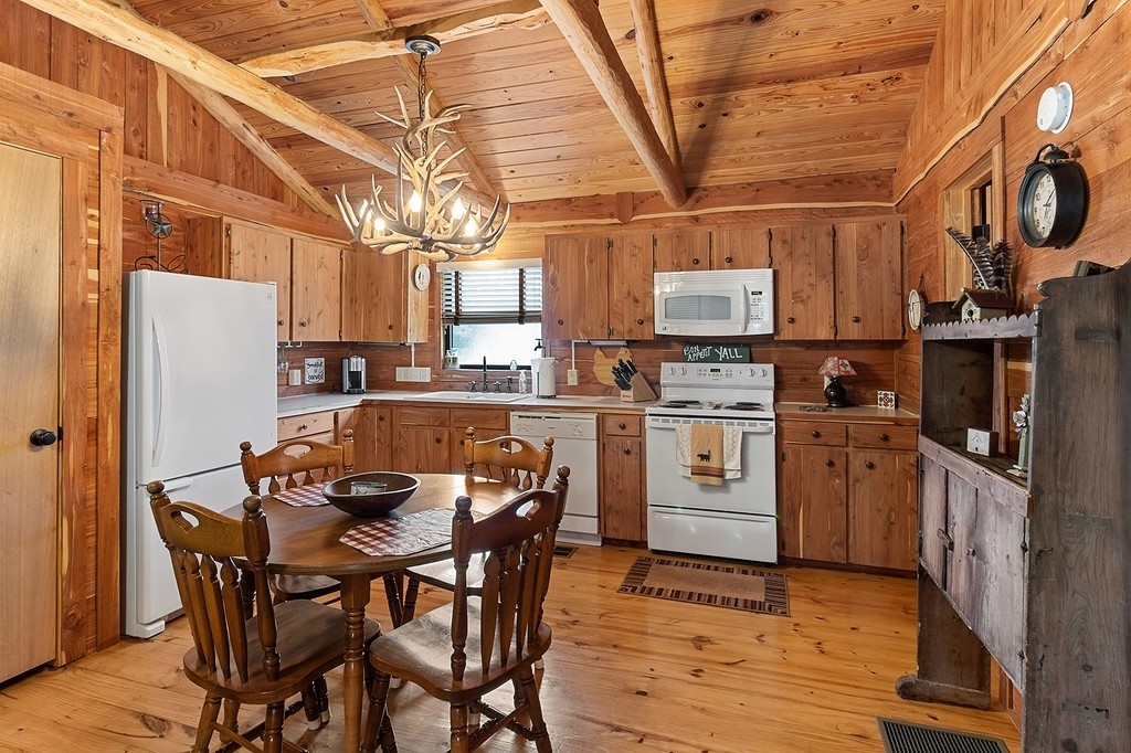 1015 Peters Lane , Columbus, TX, 78934 | 49431270 | Realty Texas LLC