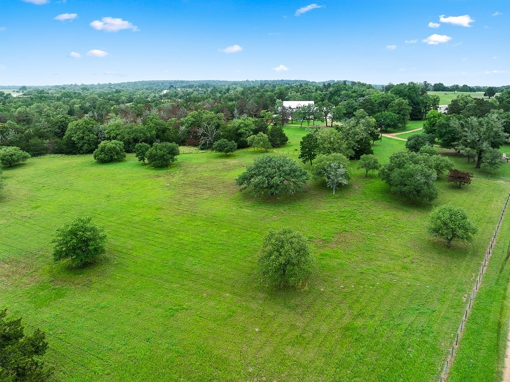1015 Peters Lane , Columbus, TX, 78934 | 49431270 | Realty Texas LLC