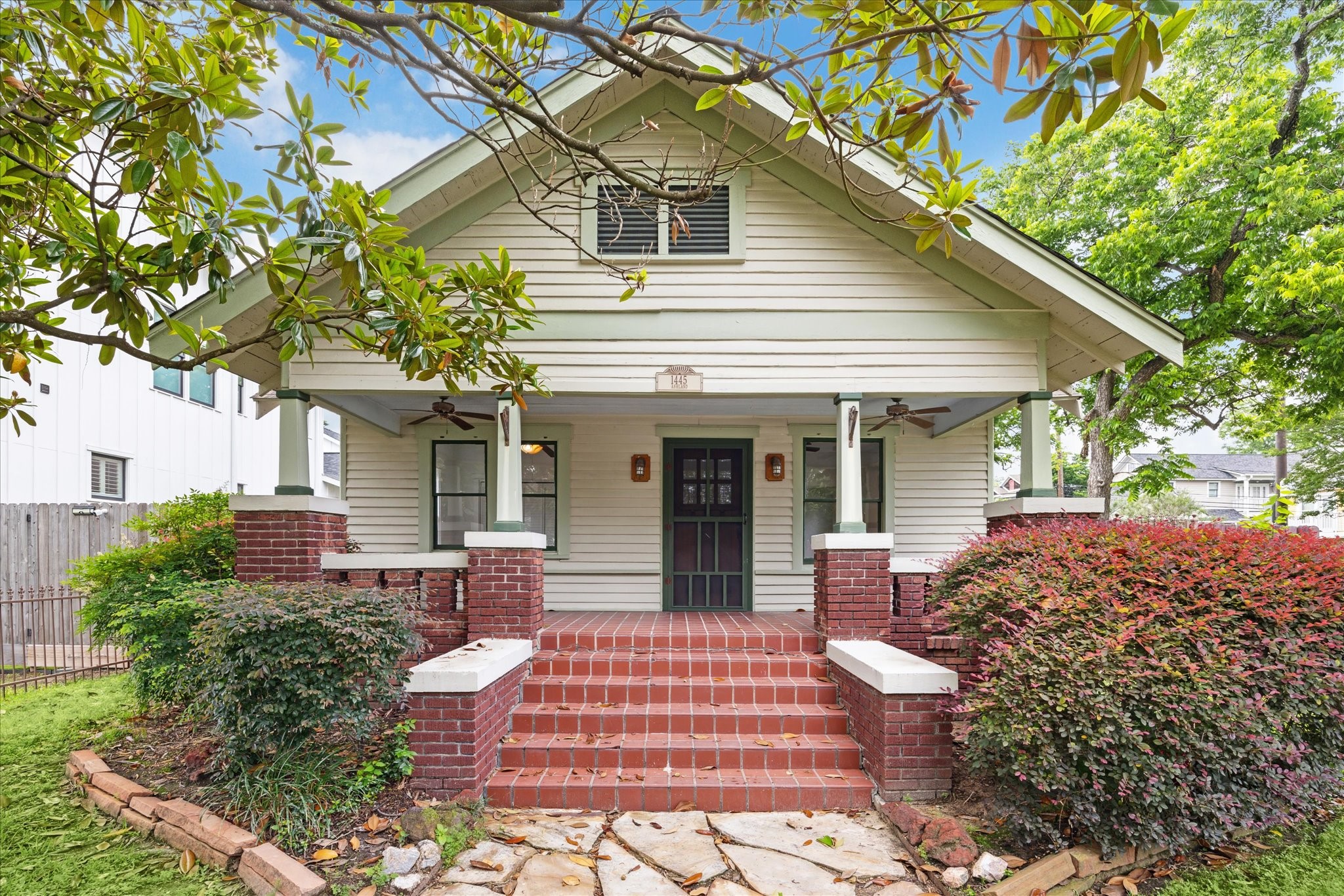 1445 Ashland Street , Houston, TX, 77008 | 42016727 | Realty Texas LLC