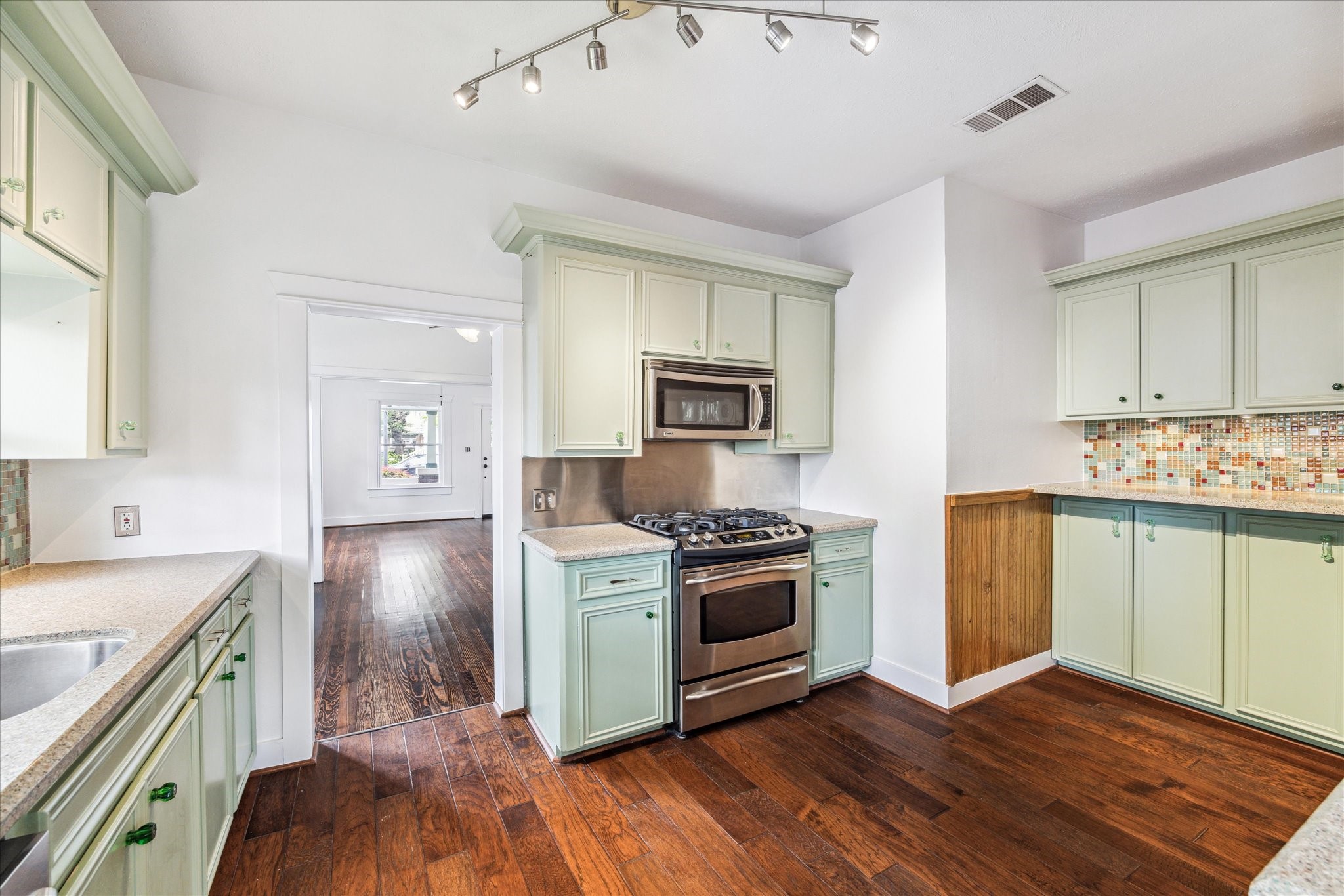 1445 Ashland Street , Houston, TX, 77008 | 42016727 | Realty Texas LLC