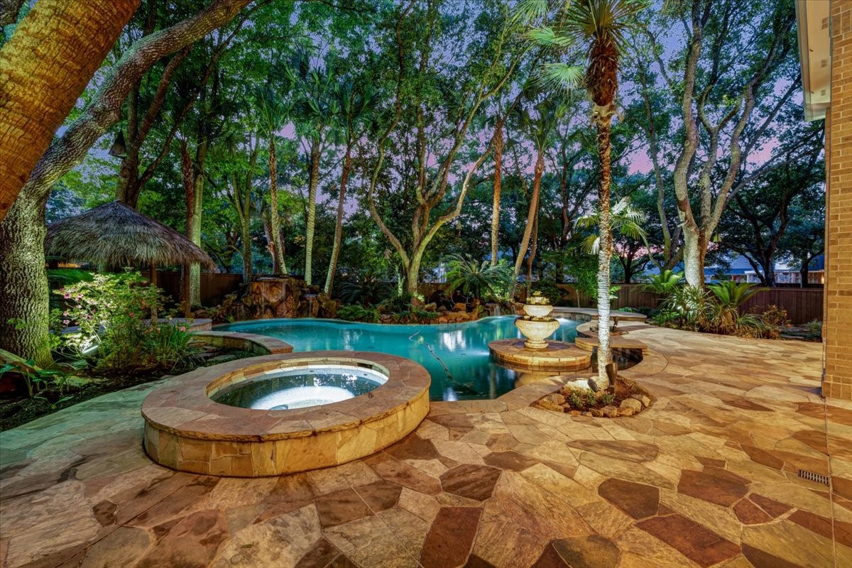 14302 Golf View Trail , Houston, TX, 77059 | 63216331 | Realty Texas LLC