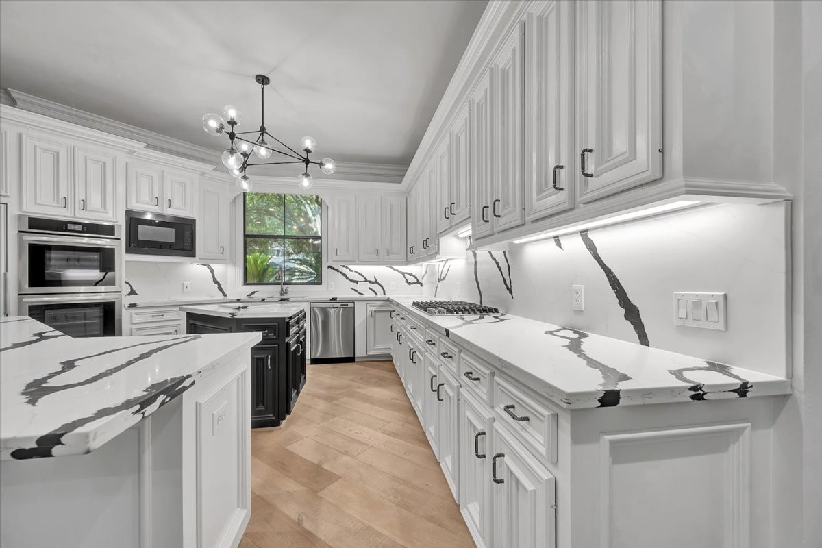 14302 Golf View Trail , Houston, TX, 77059 | 63216331 | Realty Texas LLC