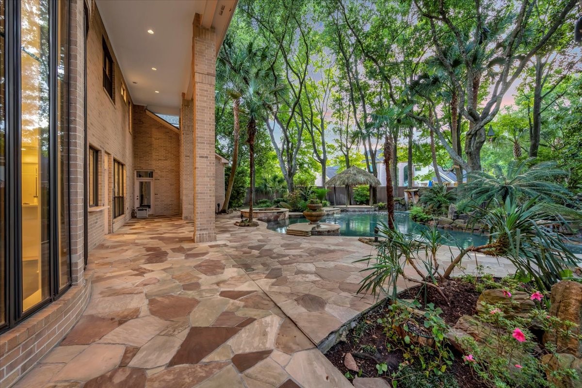 14302 Golf View Trail , Houston, TX, 77059 | 63216331 | Realty Texas LLC