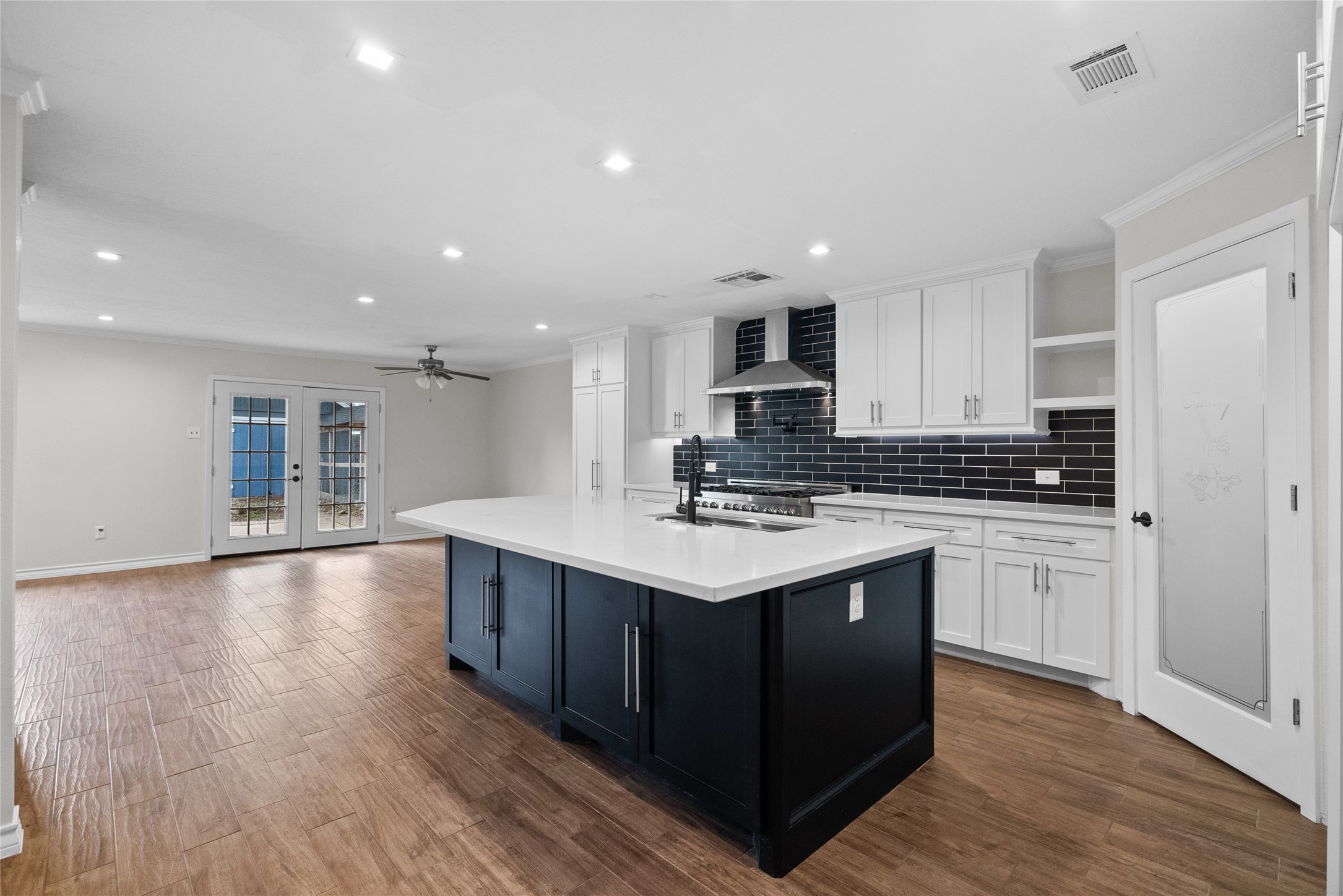 2511 Burke Road , Pasadena, TX, 77502 | 67685969 | Realty Texas LLC