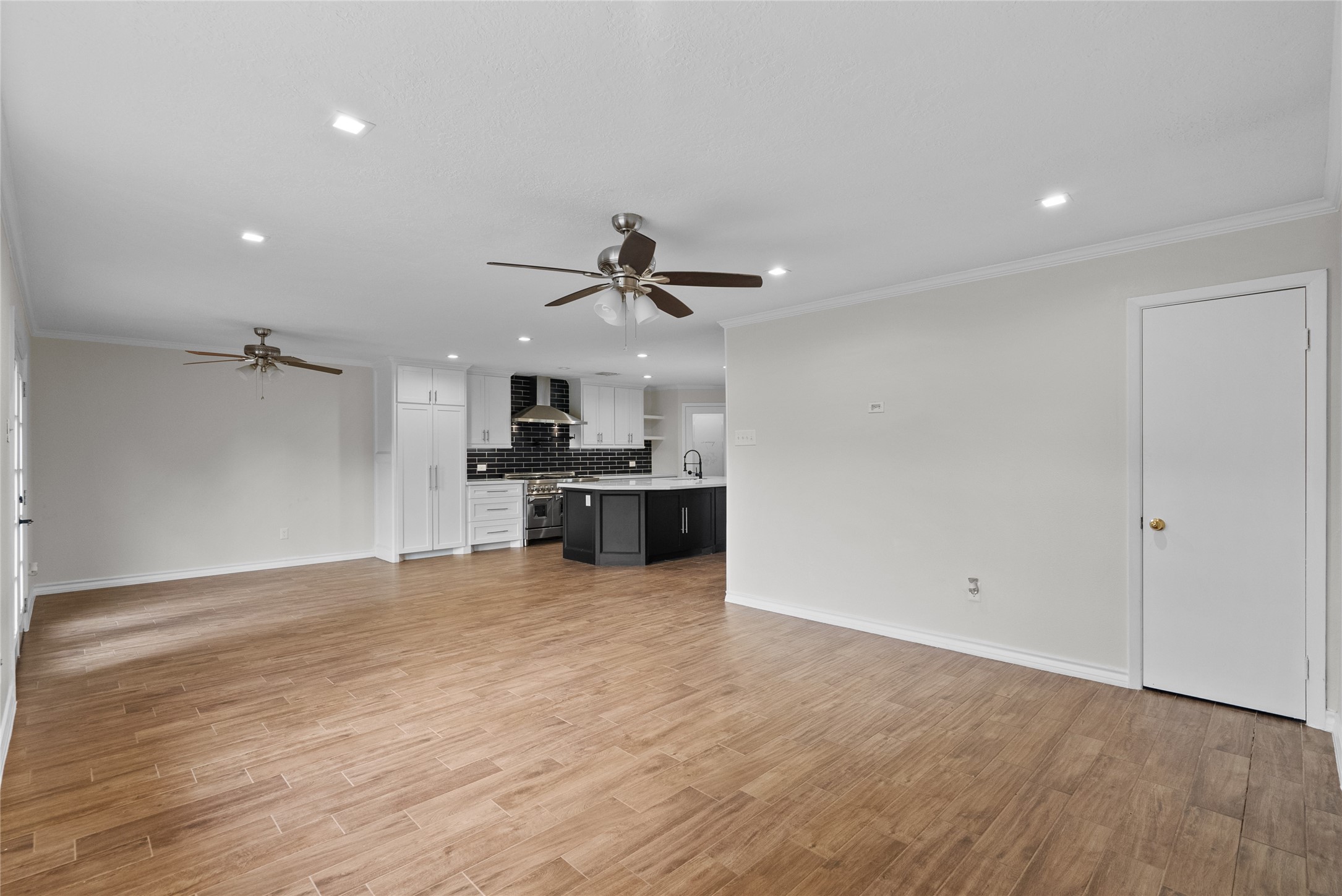 2511 Burke Road , Pasadena, TX, 77502 | 67685969 | Realty Texas LLC