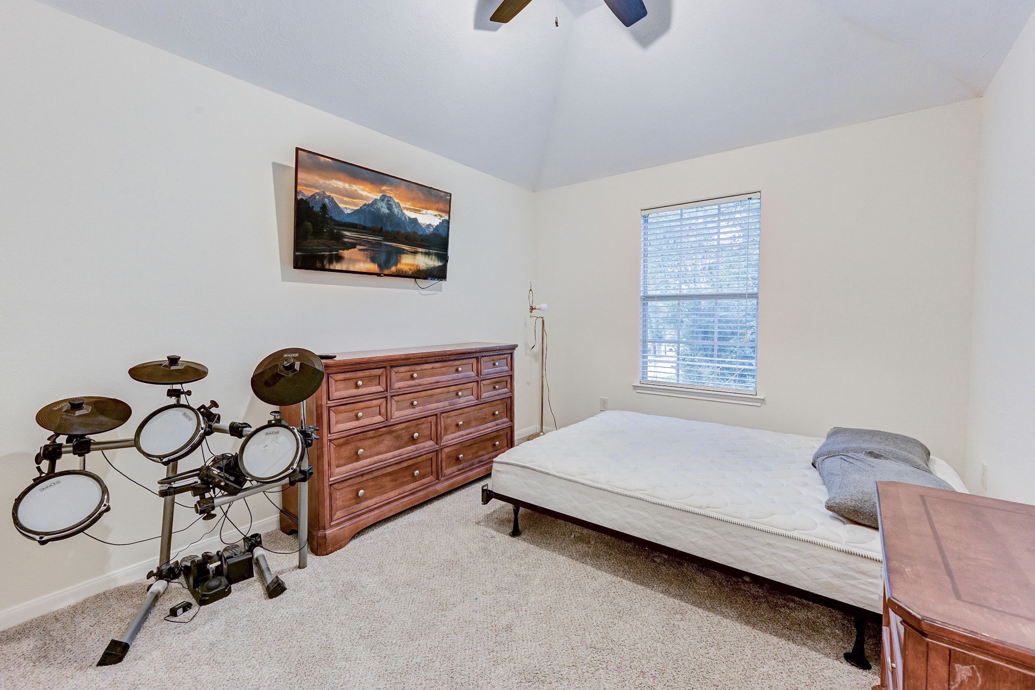 5285 E Park Lane , Montgomery, TX, 77316 | 36713845 | Realty Texas LLC