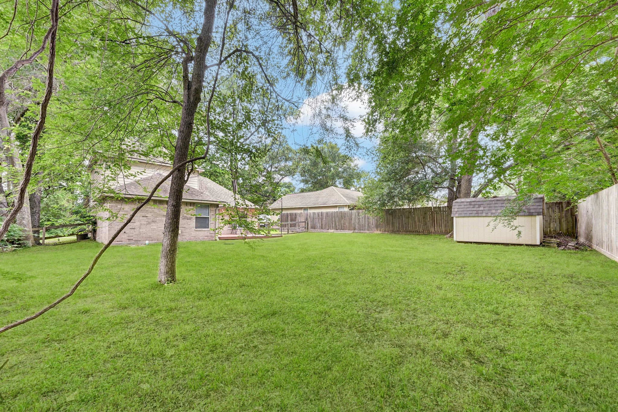 5285 E Park Lane , Montgomery, TX, 77316 | 36713845 | Realty Texas LLC