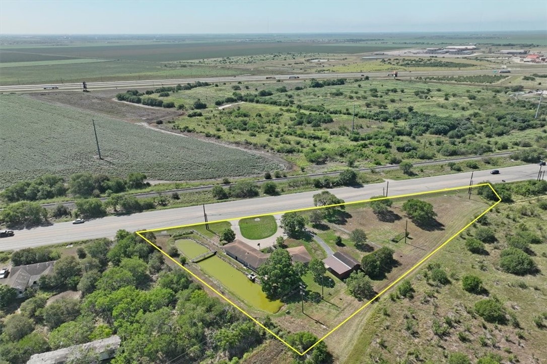2111 N US HIGHWAY 77 , Robstown, TX, 78380 | 441728 | Realty Texas LLC