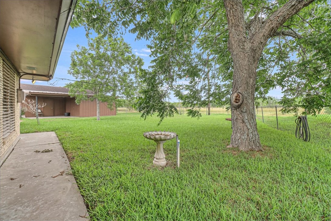 2111 N US HIGHWAY 77 , Robstown, TX, 78380 | 441728 | Realty Texas LLC