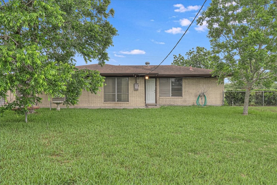 2111 N US HIGHWAY 77 , Robstown, TX, 78380 | 441728 | Realty Texas LLC