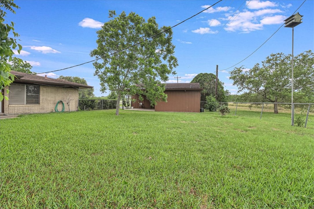 2111 N US HIGHWAY 77 , Robstown, TX, 78380 | 441728 | Realty Texas LLC