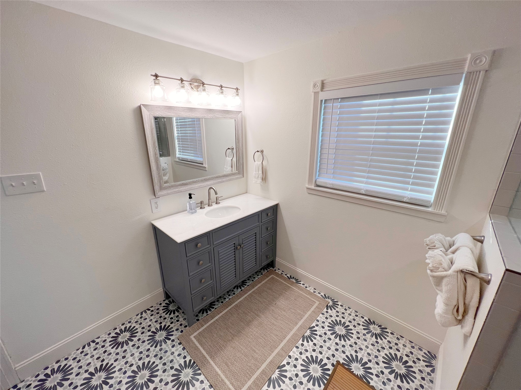 416 Ling Street , Bayou Vista, TX, 77563 | 46195933 | Realty Texas LLC