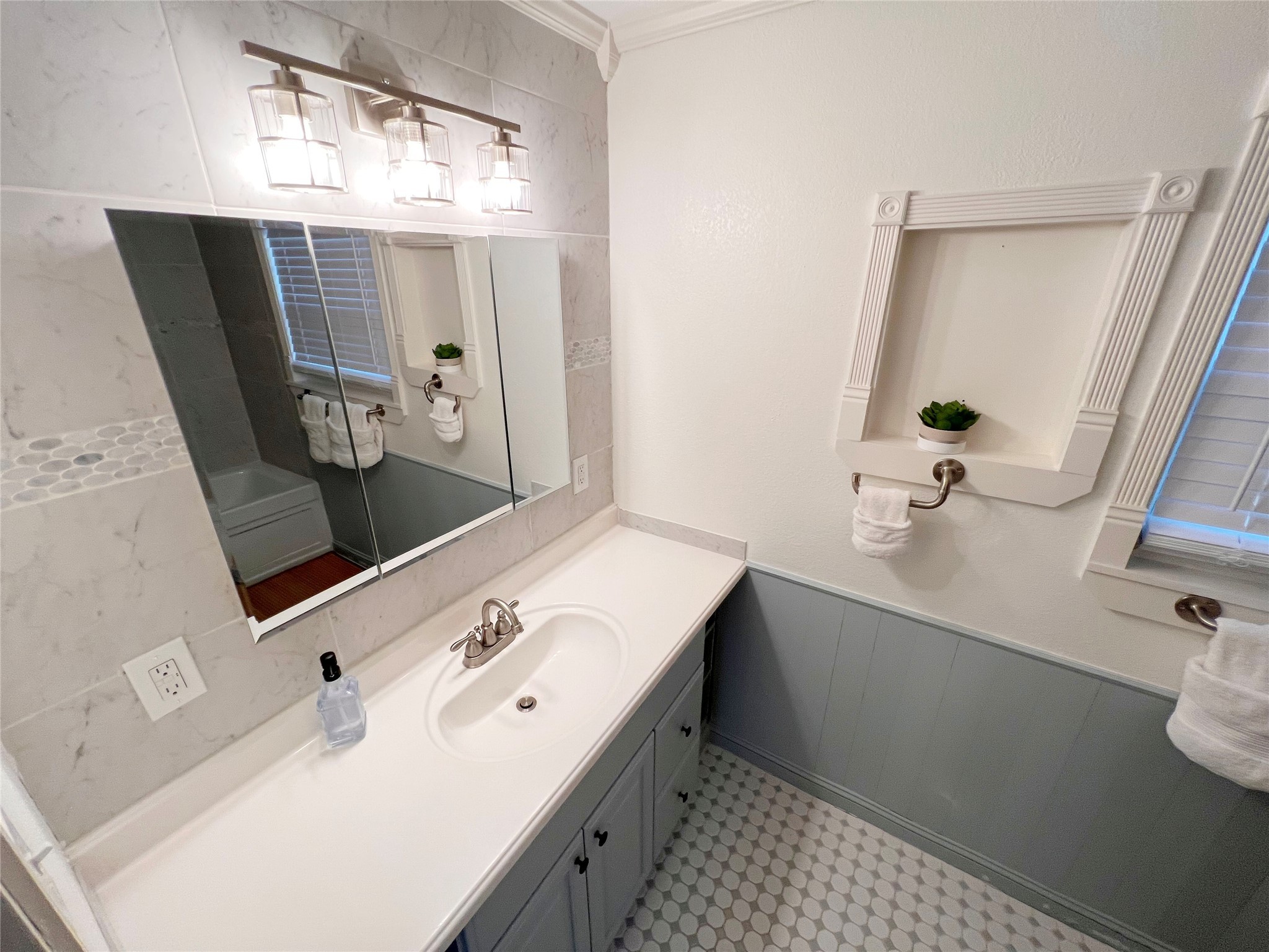 416 Ling Street , Bayou Vista, TX, 77563 | 46195933 | Realty Texas LLC