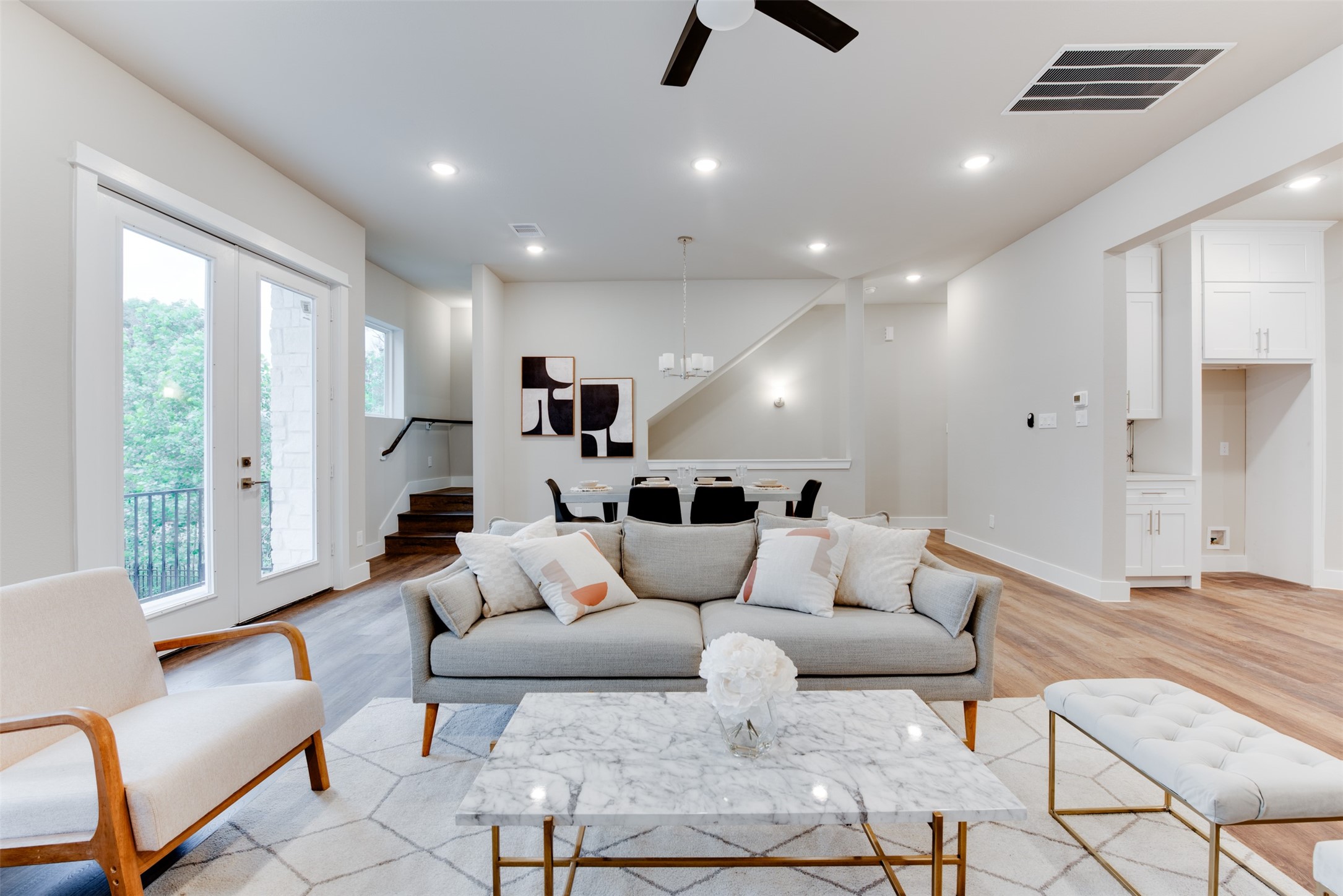 1426 W 34th 1/2 Street , Houston, TX, 77018 | 26376543 | Realty Texas LLC