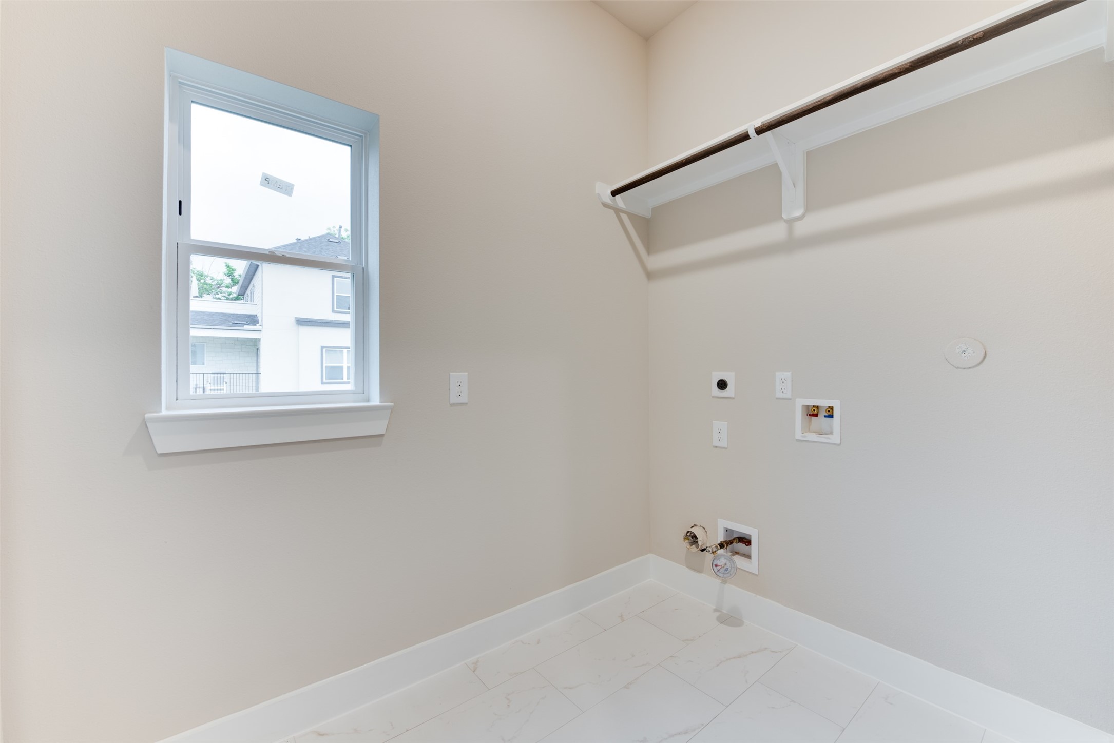 1426 W 34th 1/2 Street , Houston, TX, 77018 | 26376543 | Realty Texas LLC