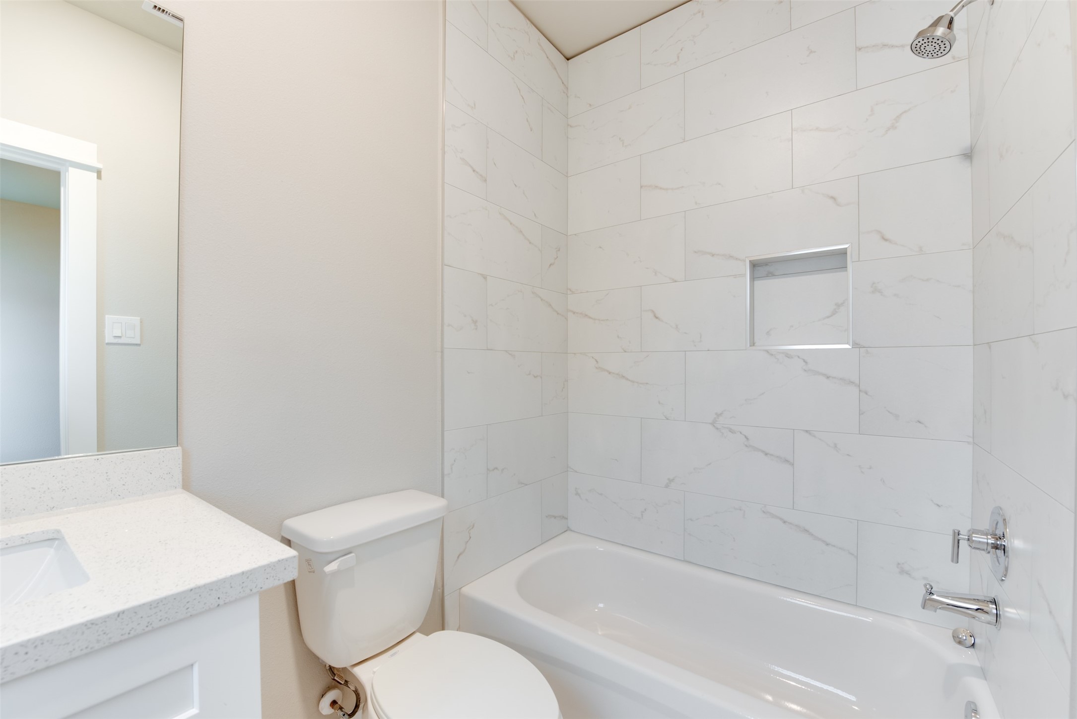 1426 W 34th 1/2 Street , Houston, TX, 77018 | 26376543 | Realty Texas LLC