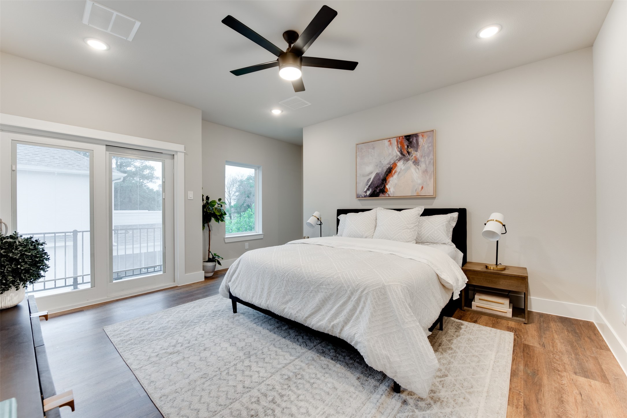 1426 W 34th 1/2 Street , Houston, TX, 77018 | 26376543 | Realty Texas LLC