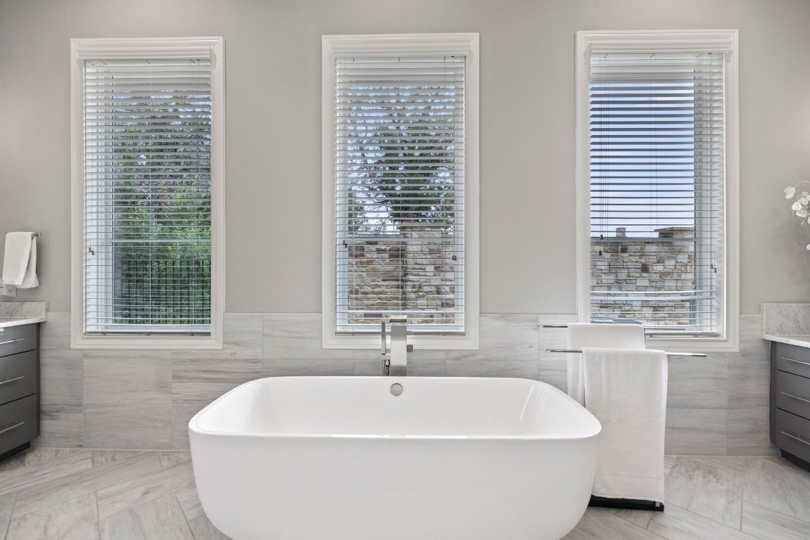 12605 Monte Castillo Parkway , Austin, TX, 78732 | 5778649 | Realty Texas LLC