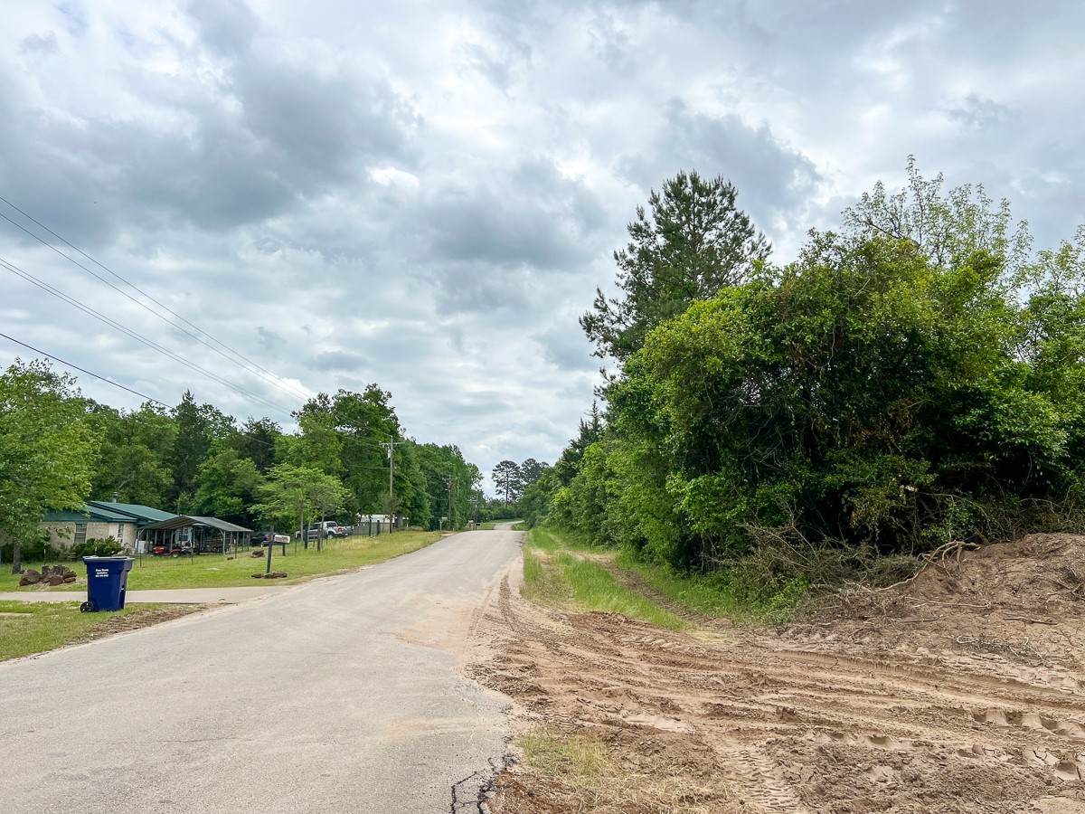 15 CR 2140 , Latexo, TX, 75835 | 20619013 | Realty Texas LLC