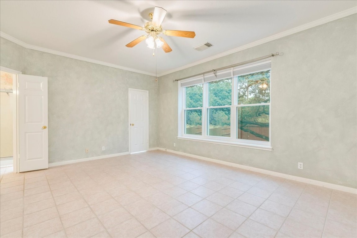 8820 La Siesta Bend , Austin, TX, 78749 | 3650823 | Realty Texas LLC