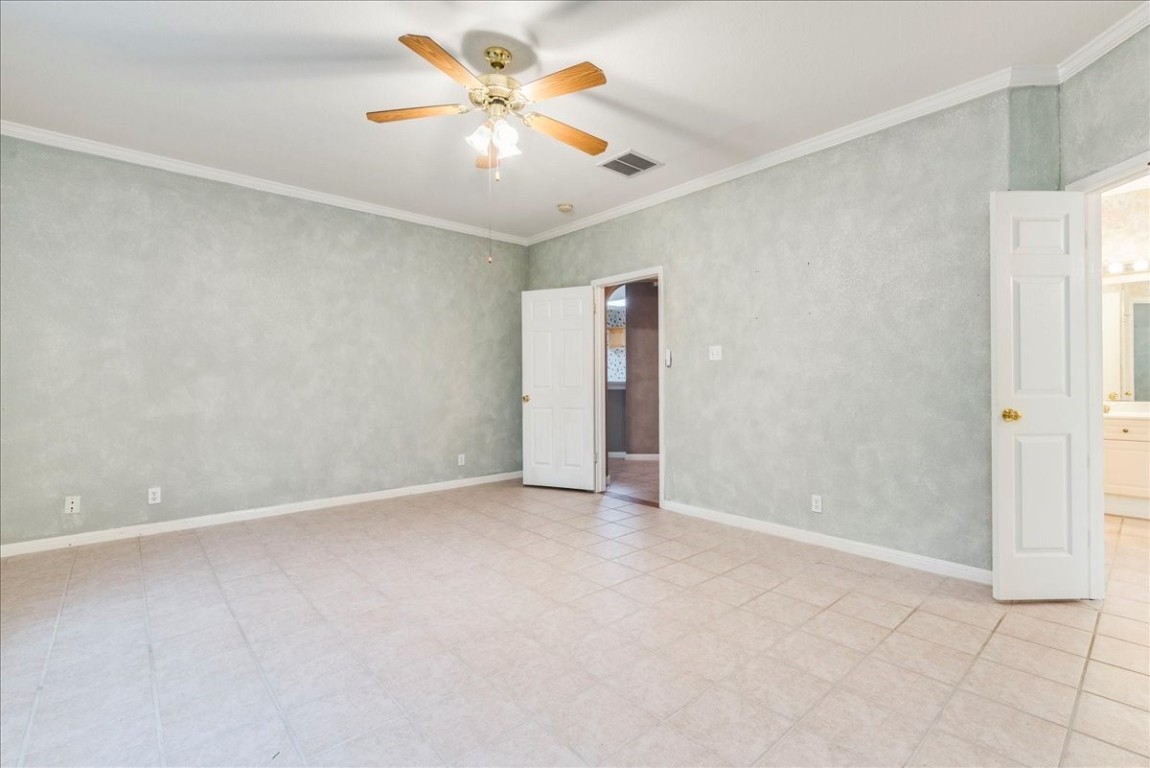 8820 La Siesta Bend , Austin, TX, 78749 | 3650823 | Realty Texas LLC