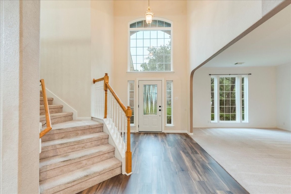 8820 La Siesta Bend , Austin, TX, 78749 | 3650823 | Realty Texas LLC