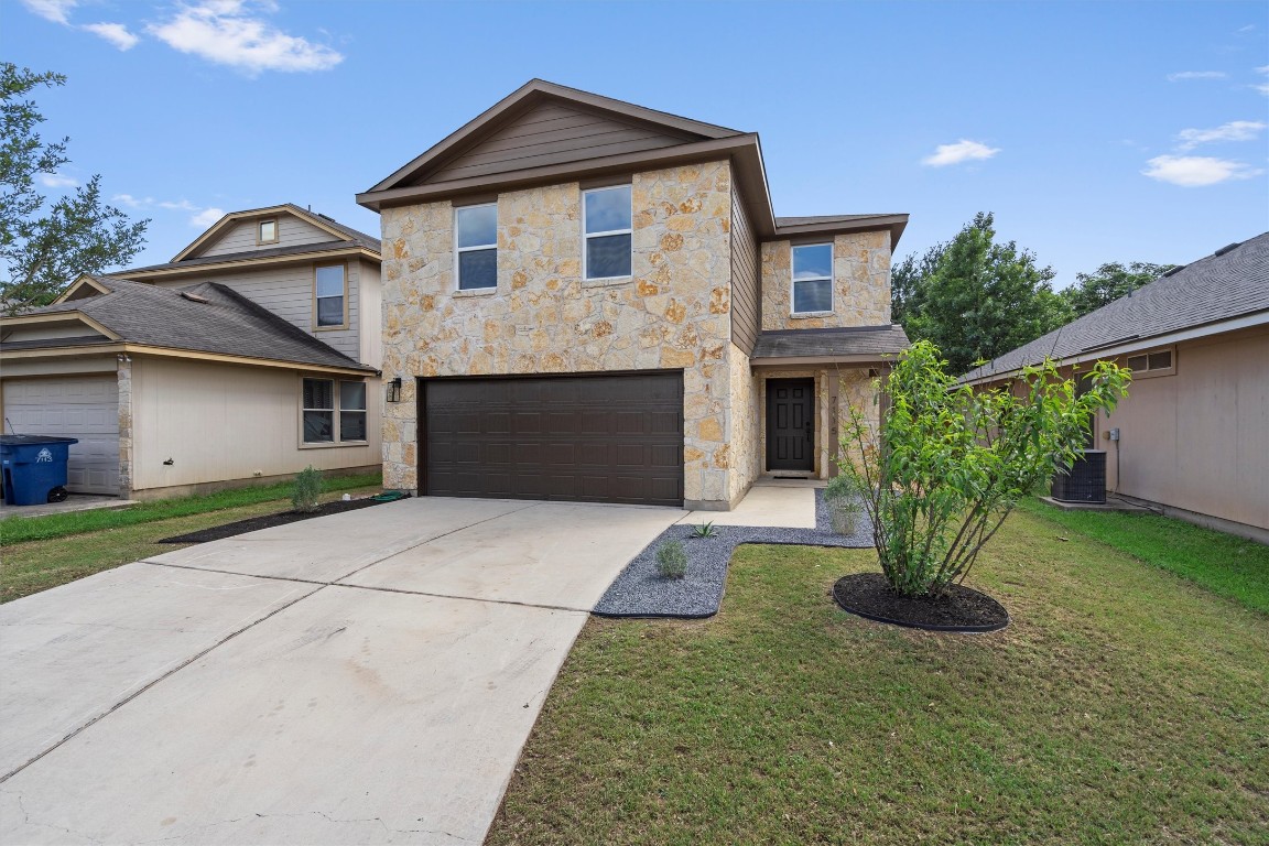 7115 Thannas Way , Austin, TX, 78744 | 6377848 | Realty Texas LLC