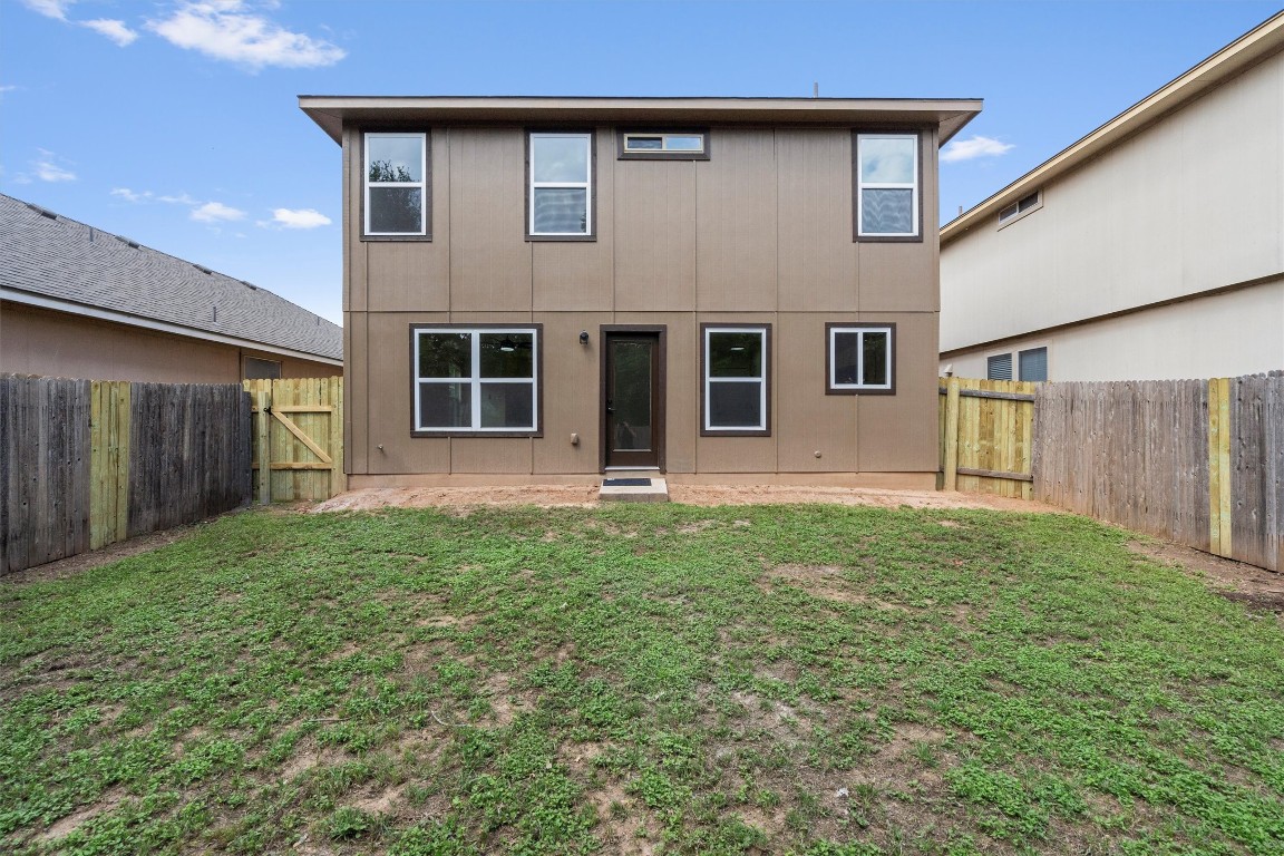 7115 Thannas Way , Austin, TX, 78744 | 6377848 | Realty Texas LLC