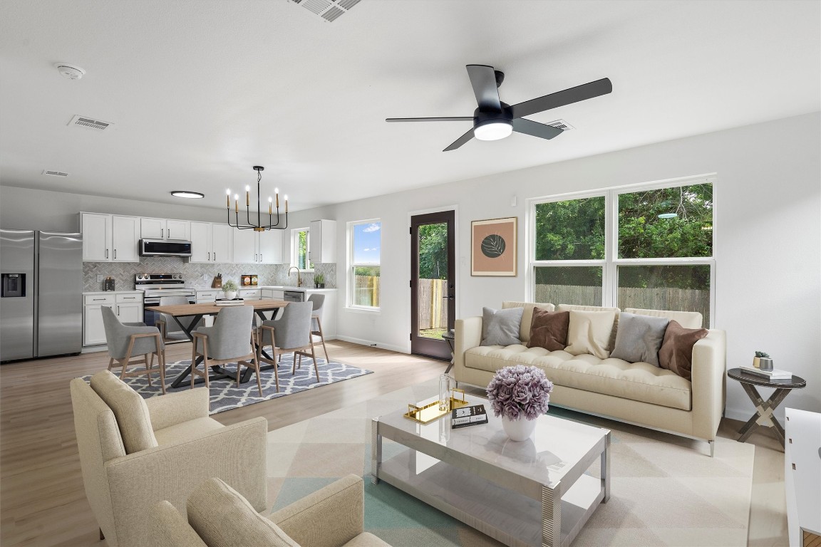 7115 Thannas Way , Austin, TX, 78744 | 6377848 | Realty Texas LLC