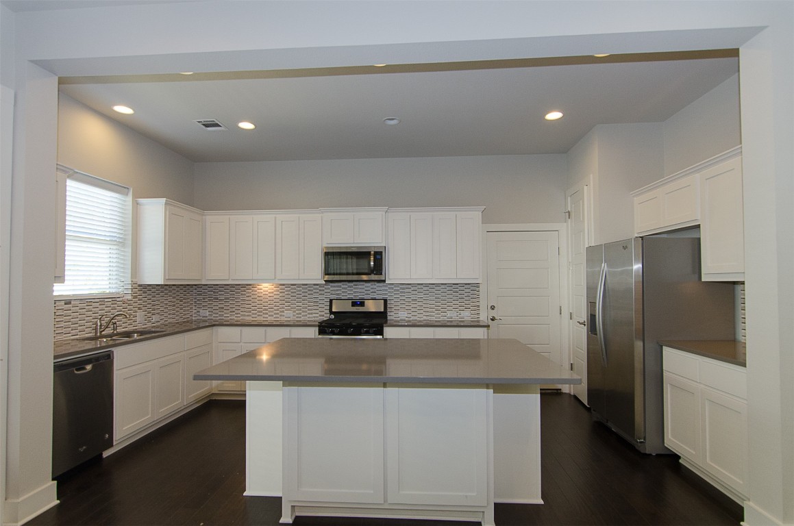 1709 Lawrence Station 3 , Austin, TX, 78741 | 8356882 | Realty Texas LLC