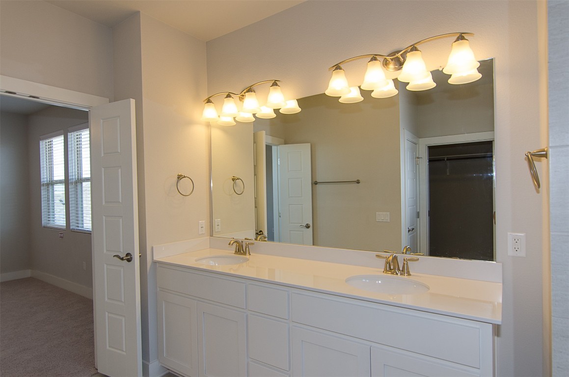 1709 Lawrence Station 3 , Austin, TX, 78741 | 8356882 | Realty Texas LLC