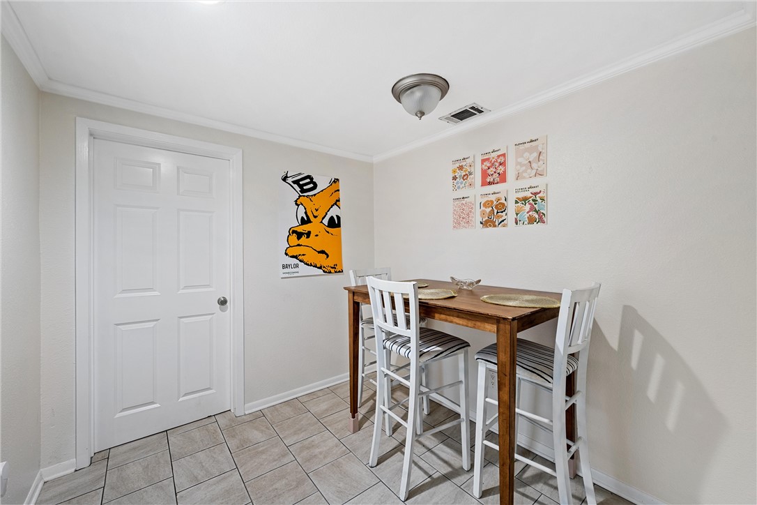 2001 S 9th Street , Waco, TX, 76706 | 222921 | Realty Texas LLC