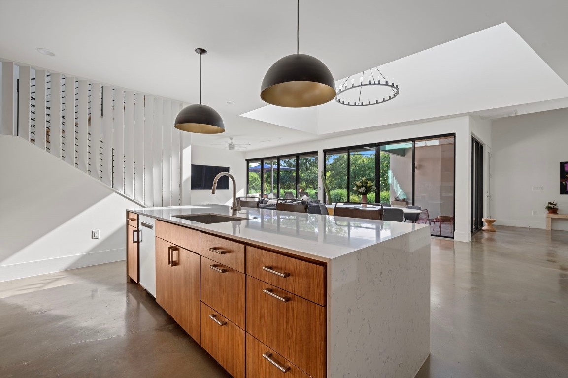 5708 Driftwood Drive , Austin, TX, 78731 | 4070804 | Realty Texas LLC