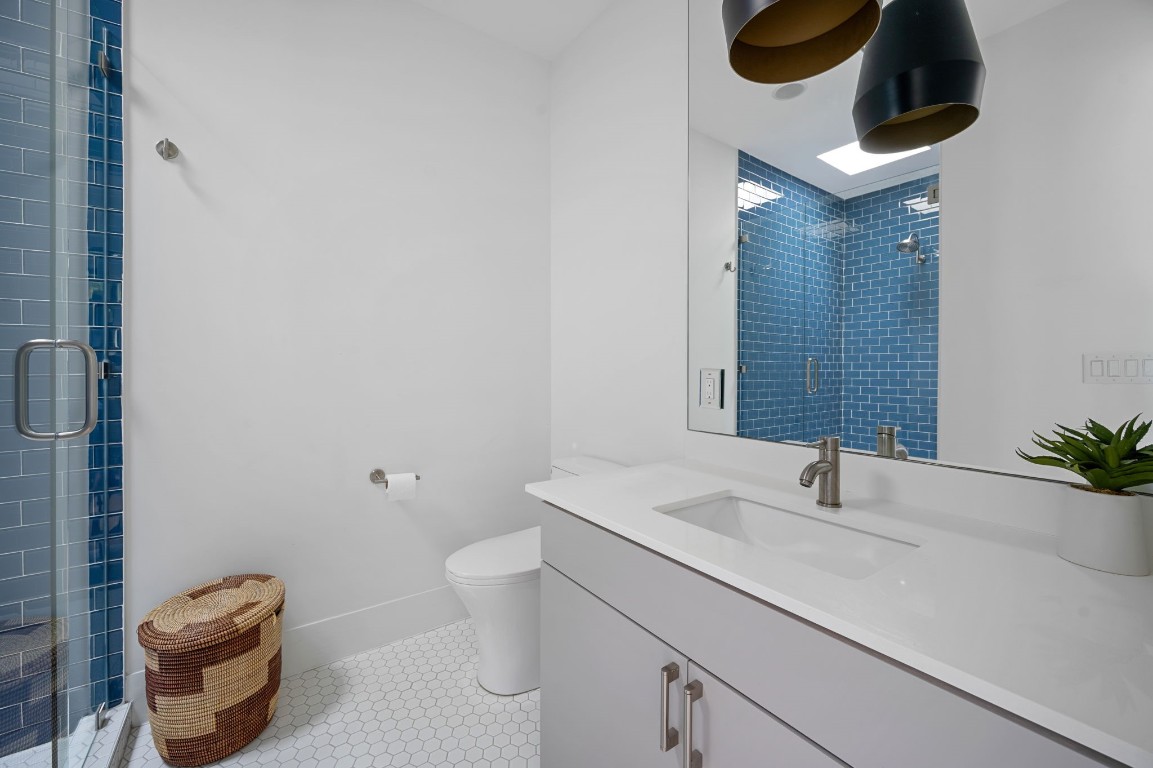 5708 Driftwood Drive , Austin, TX, 78731 | 4070804 | Realty Texas LLC