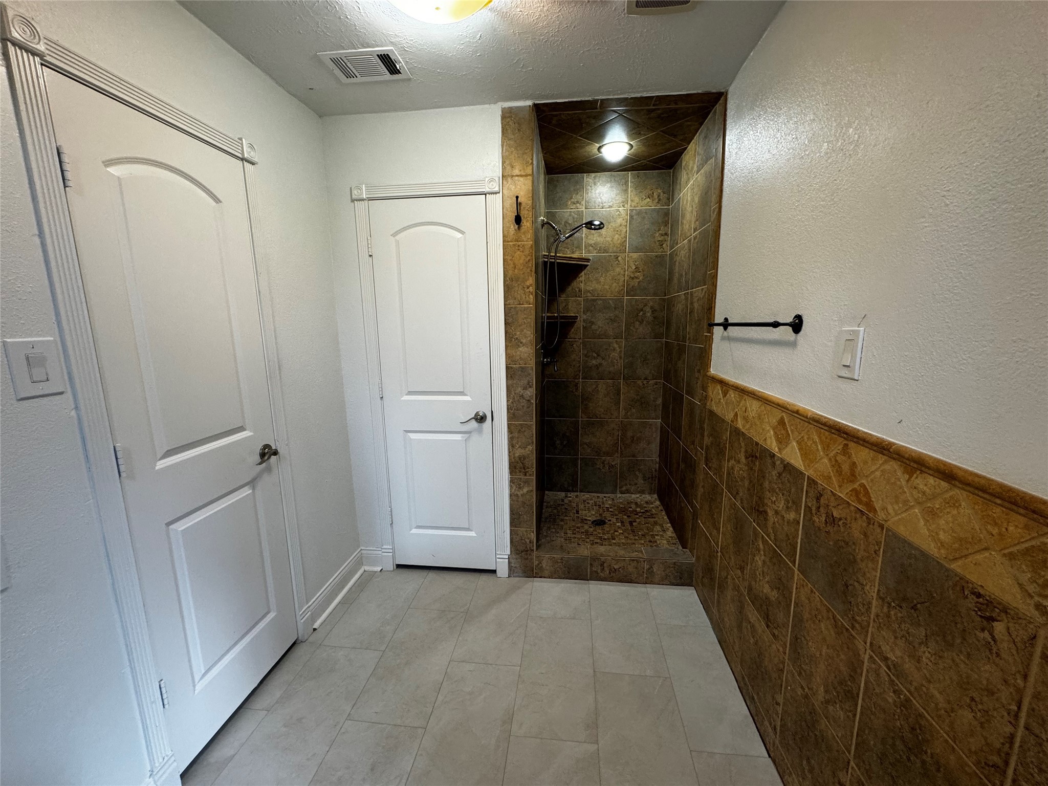 25121 Barmby Drive , Spring, TX, 77389 | 82951760 | Realty Texas LLC