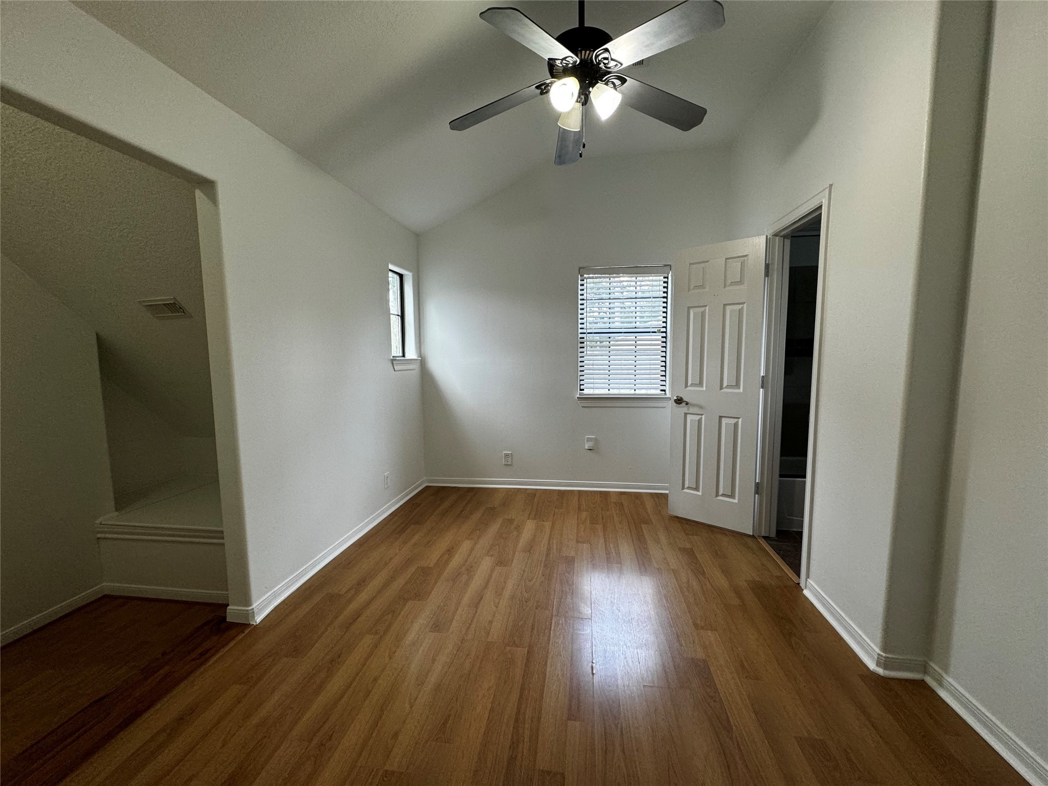 25121 Barmby Drive , Spring, TX, 77389 | 82951760 | Realty Texas LLC