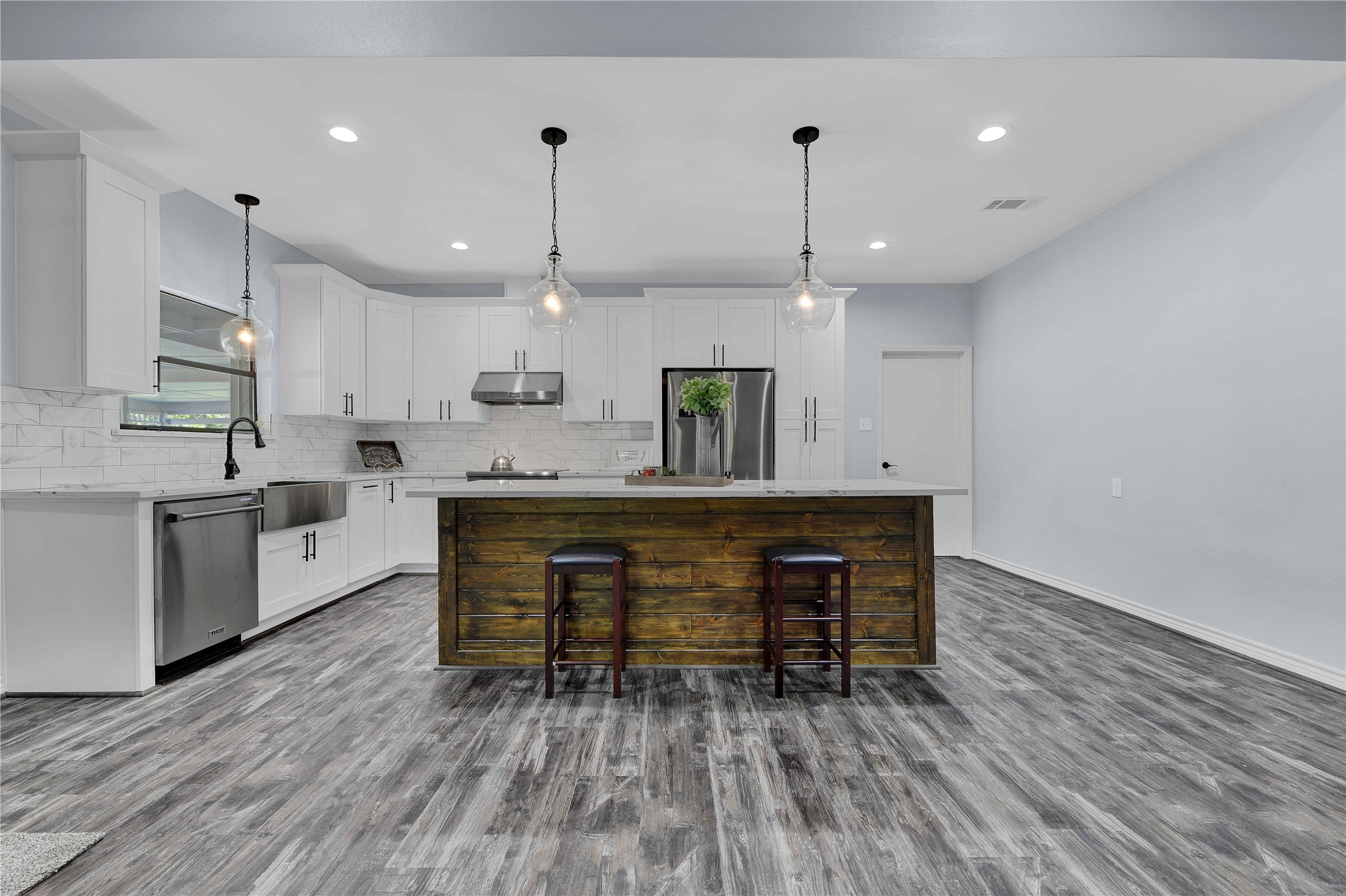 31 Governor Hogg Drive , Point Blank, TX, 77364 | 85777664 | Realty Texas LLC