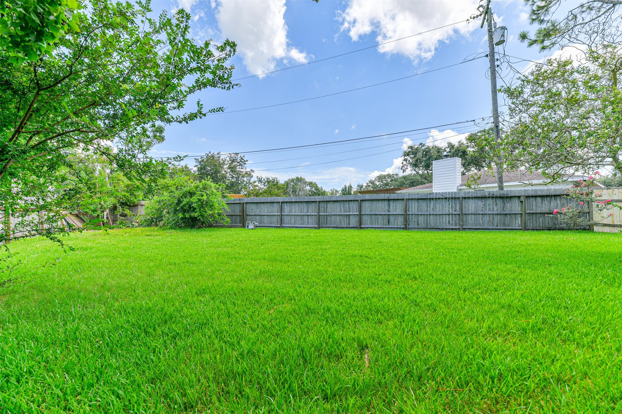 2426 11th Street N , Texas City, TX, 77590 | 2366925 | Realty Texas LLC