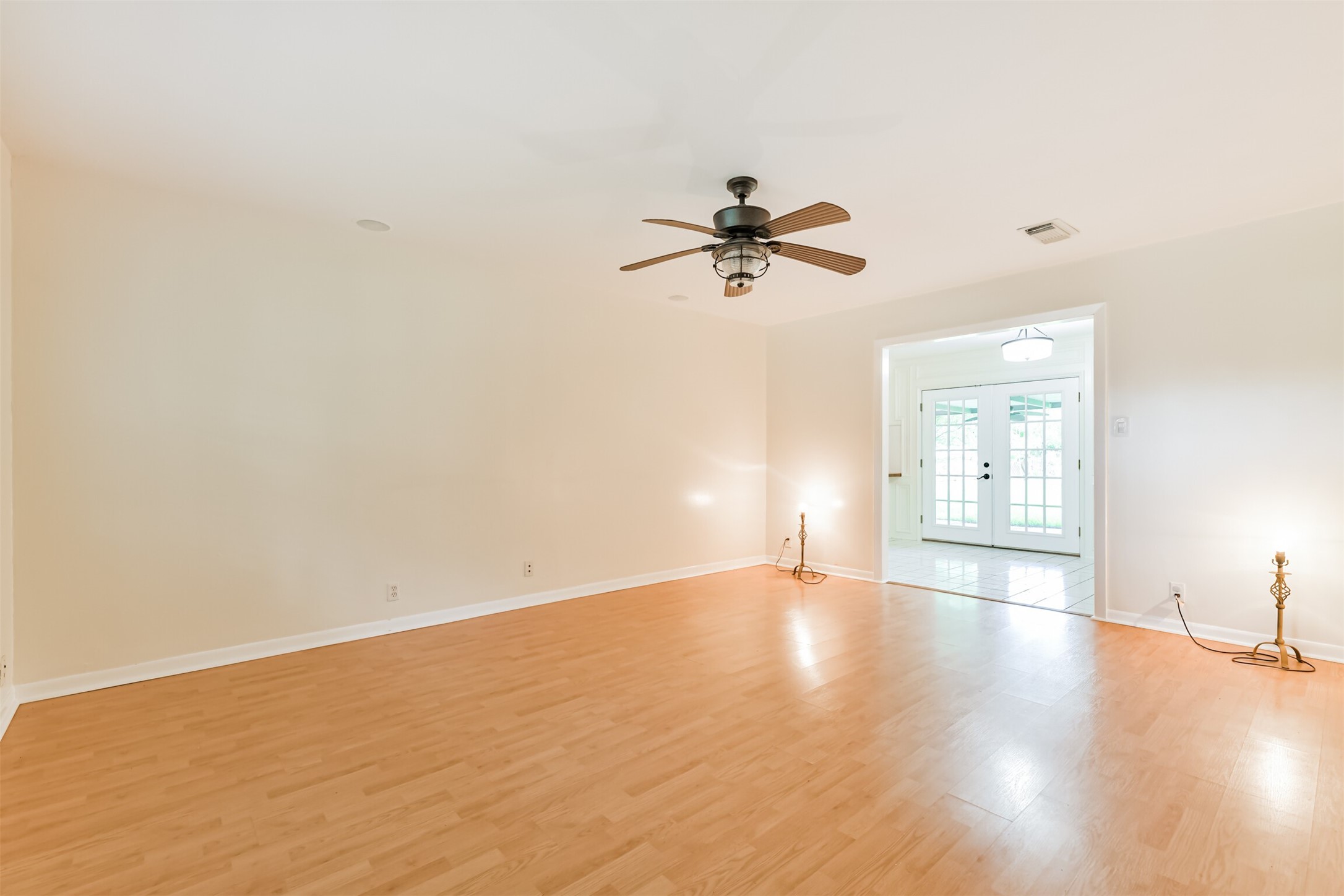 2426 11th Street N , Texas City, TX, 77590 | 2366925 | Realty Texas LLC