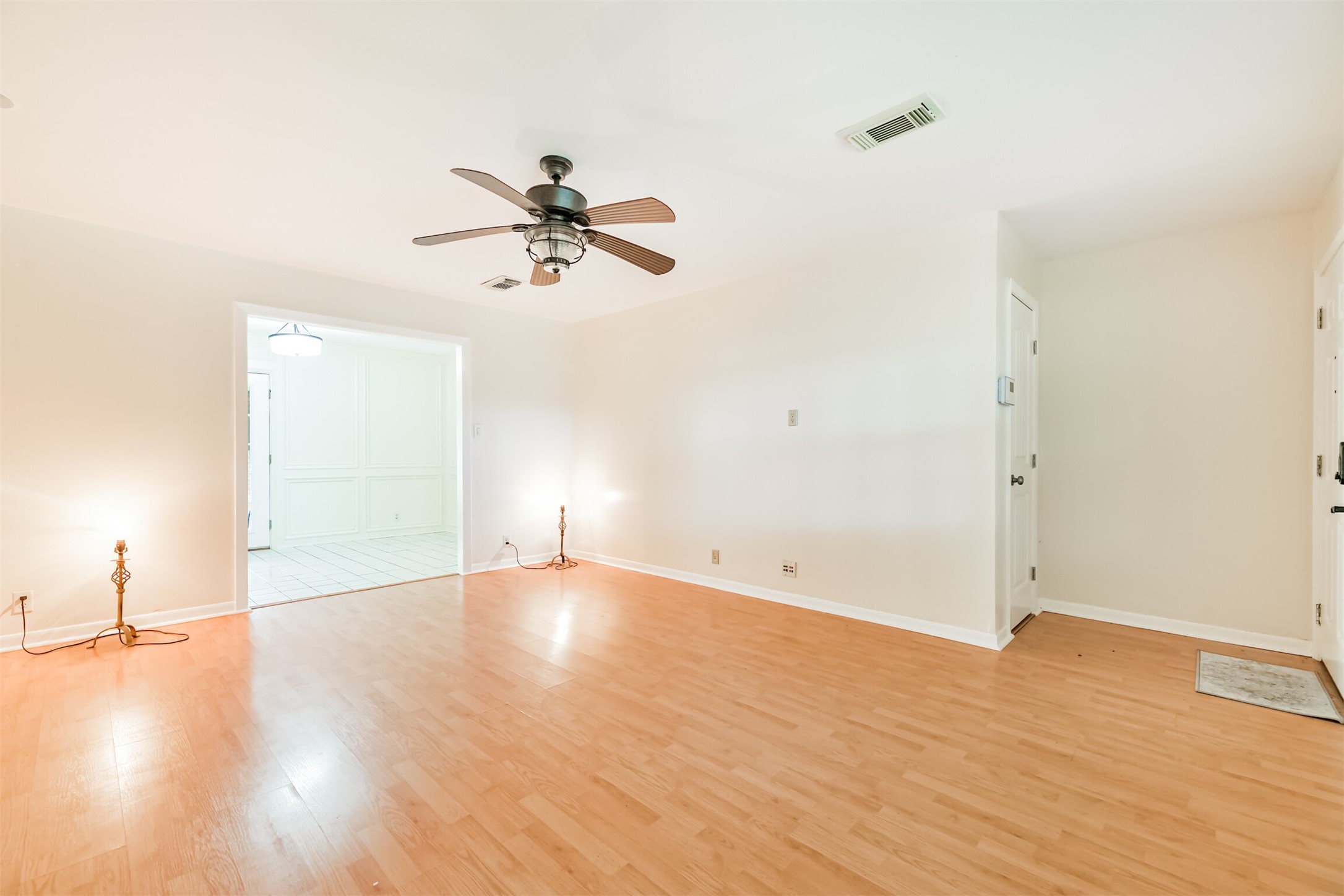 2426 11th Street N , Texas City, TX, 77590 | 2366925 | Realty Texas LLC