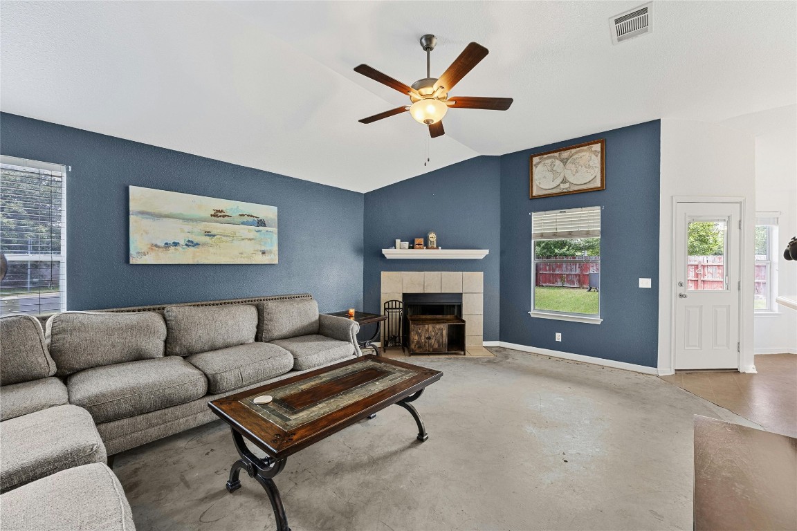 128 Quartz Drive , Jarrell, TX, 76537 | 2970531 | Realty Texas LLC