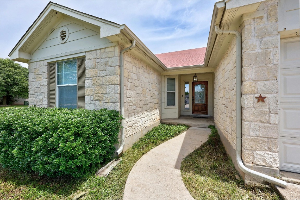 128 Quartz Drive , Jarrell, TX, 76537 | 2970531 | Realty Texas LLC