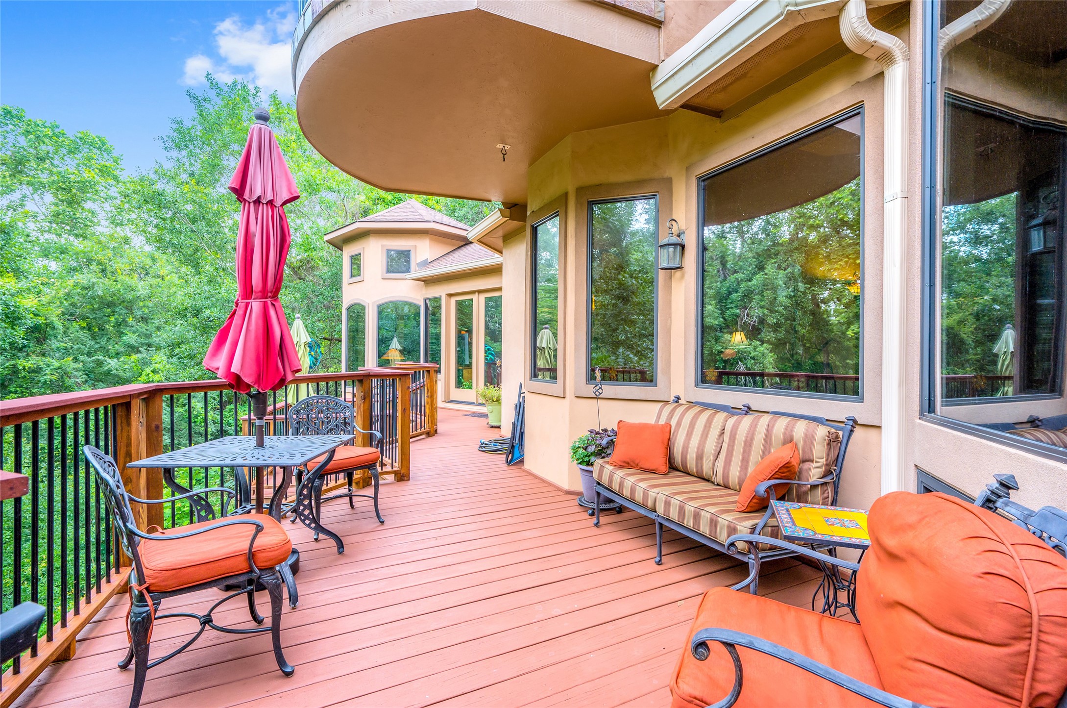 206 Walnut Bend Lane , Houston, TX, 77042 | 73655474 | Realty Texas LLC