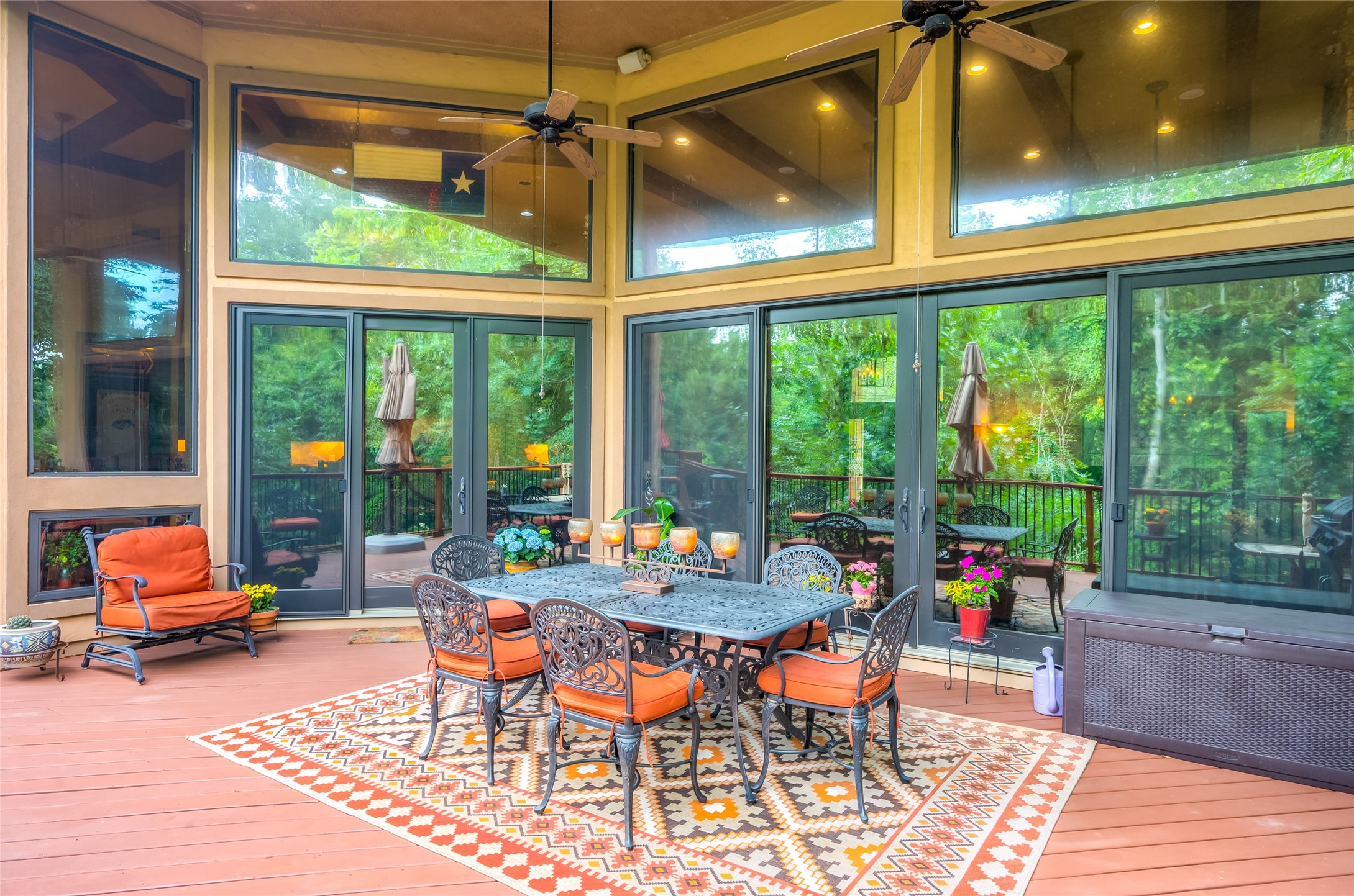 206 Walnut Bend Lane , Houston, TX, 77042 | 73655474 | Realty Texas LLC