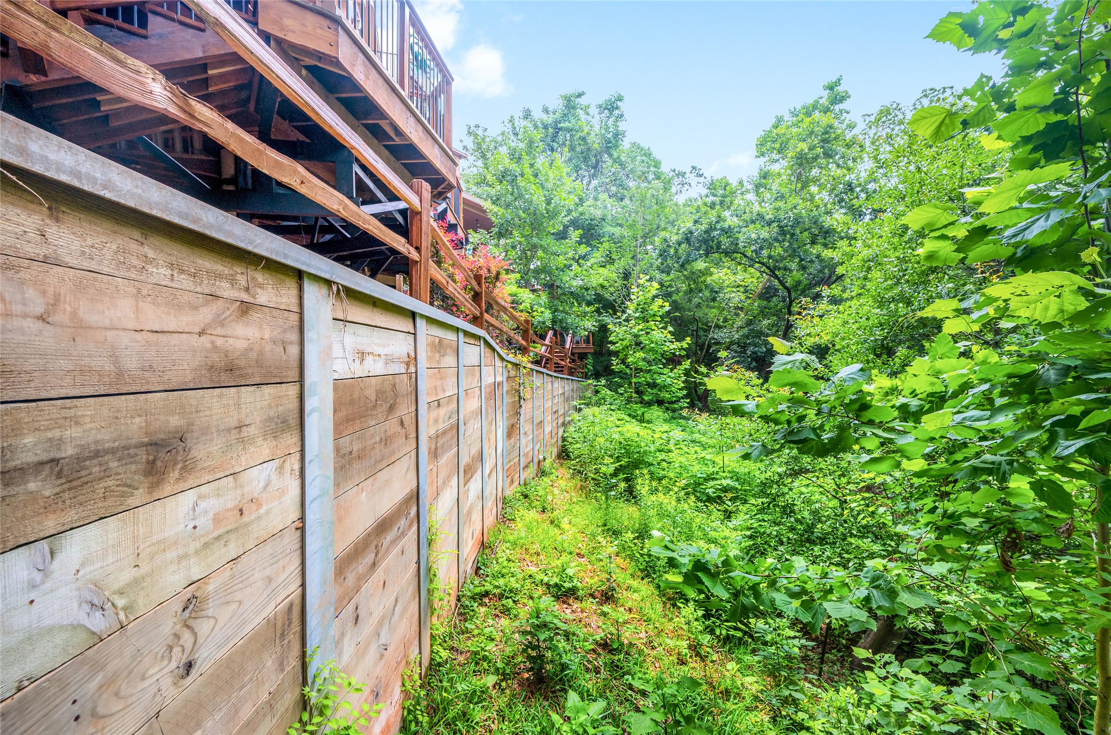 206 Walnut Bend Lane , Houston, TX, 77042 | 73655474 | Realty Texas LLC