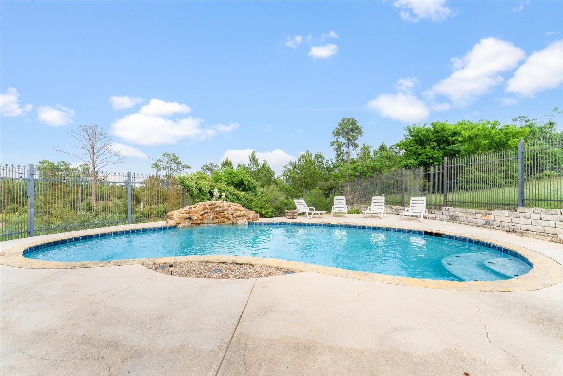 124 Homonu Court , Bastrop, TX, 78602 | 4254937 | Realty Texas LLC