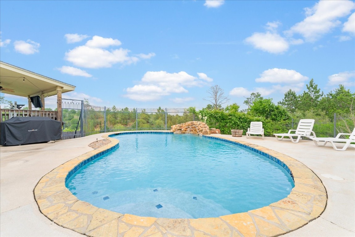 124 Homonu Court , Bastrop, TX, 78602 | 4254937 | Realty Texas LLC