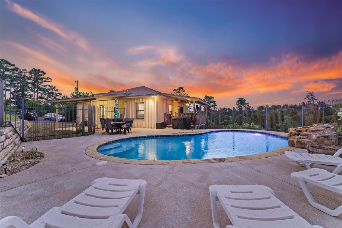 124 Homonu Court , Bastrop, TX, 78602 | 4254937 | Realty Texas LLC