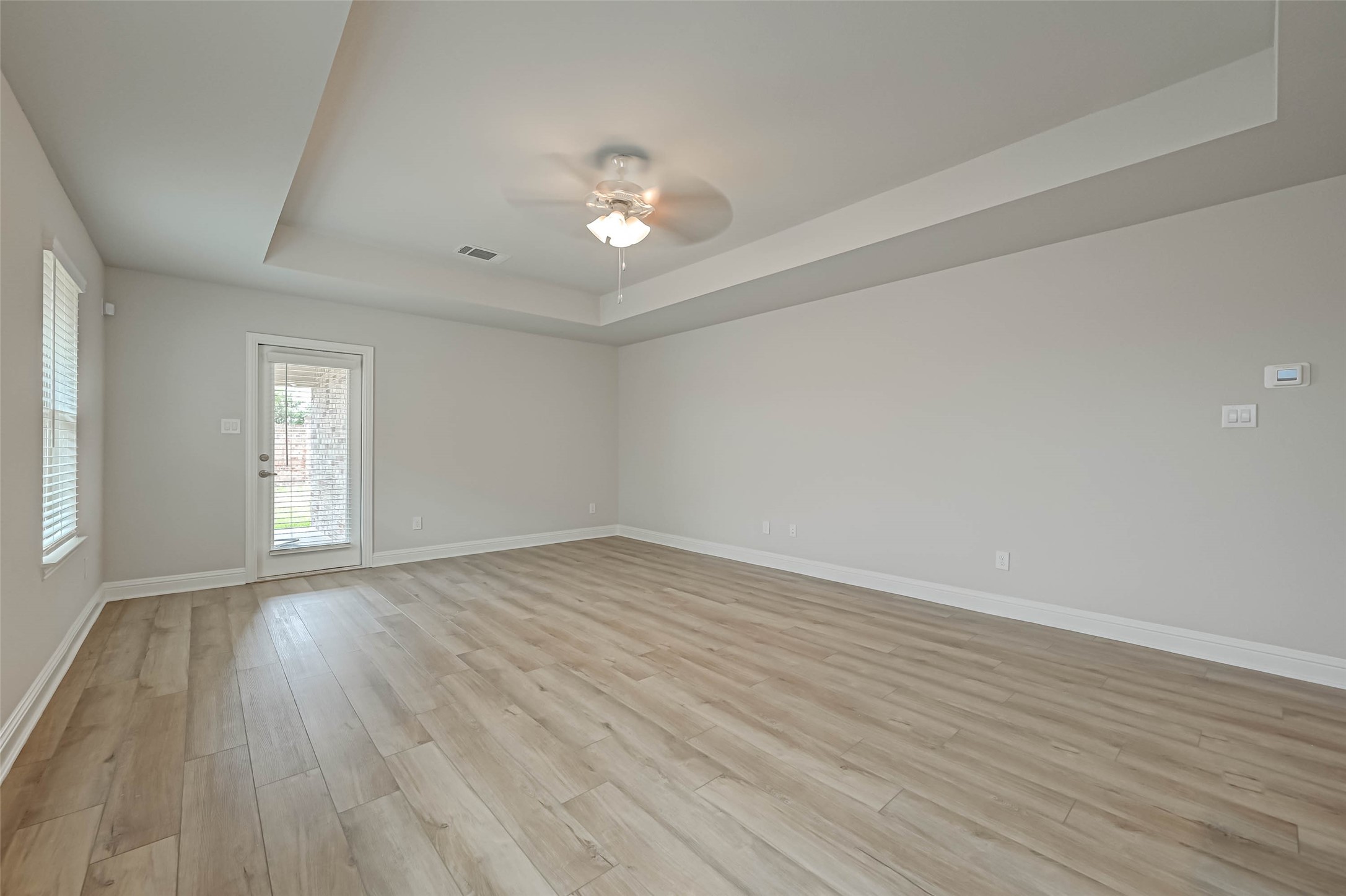 9 Greenbriar Loop , Angleton, TX, 77515 | 11682914 | Realty Texas LLC