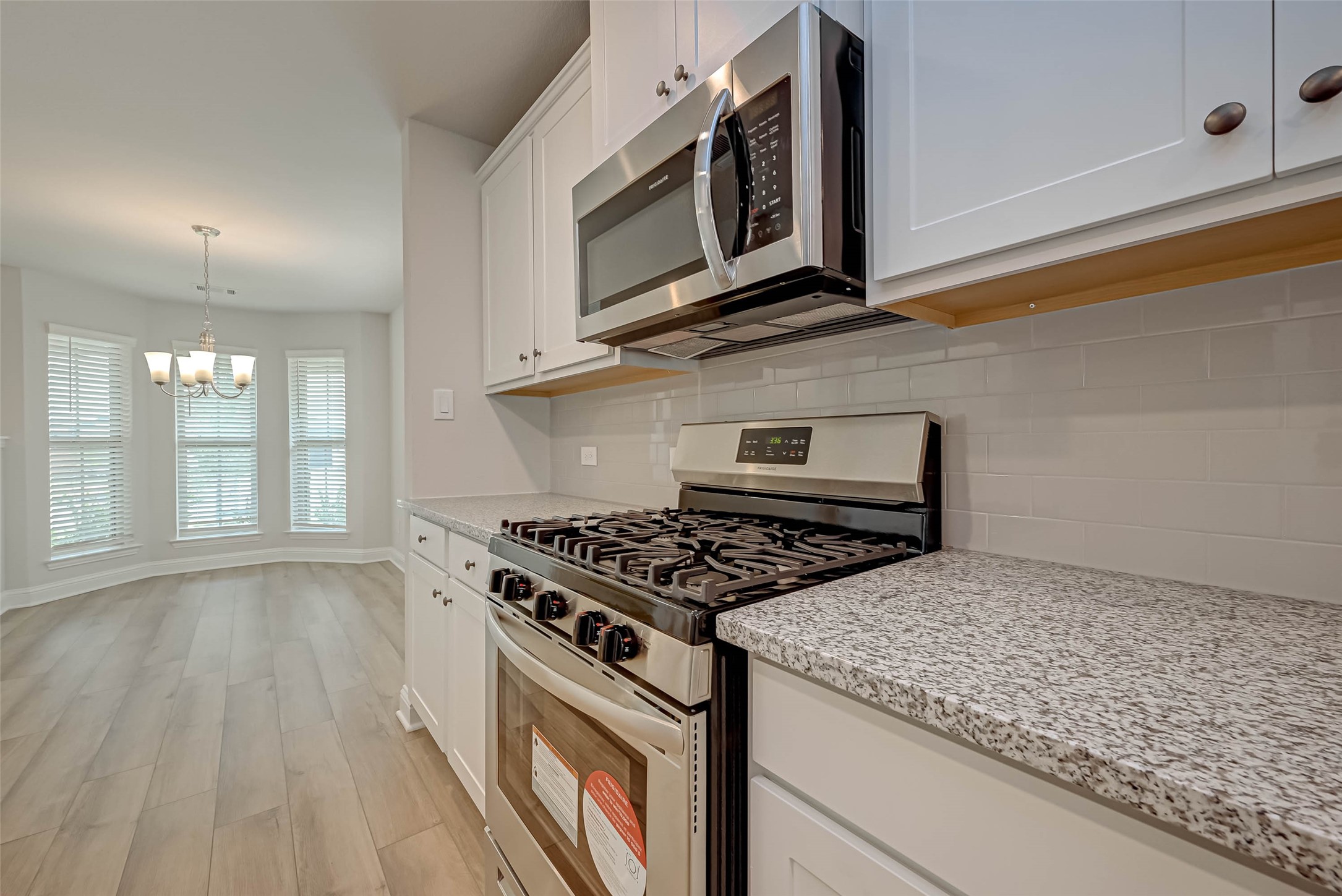 9 Greenbriar Loop , Angleton, TX, 77515 | 11682914 | Realty Texas LLC